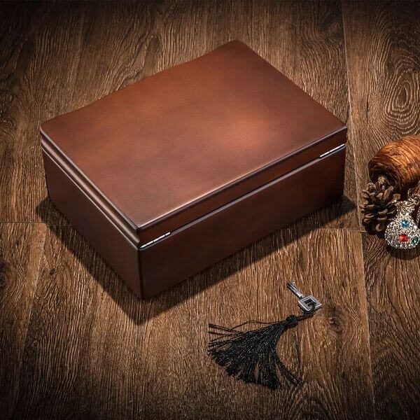 Black Lacquered Wood Jewelry Box Oh Precious