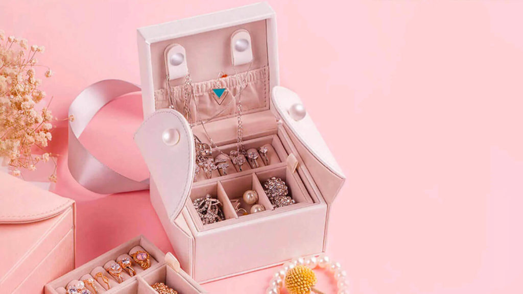 where to find a travel jewelry box