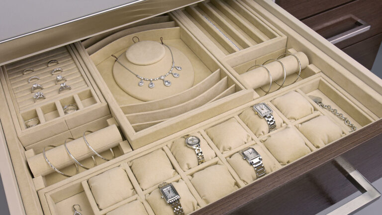 5 Tips For Storing Jewelry In A Drawer